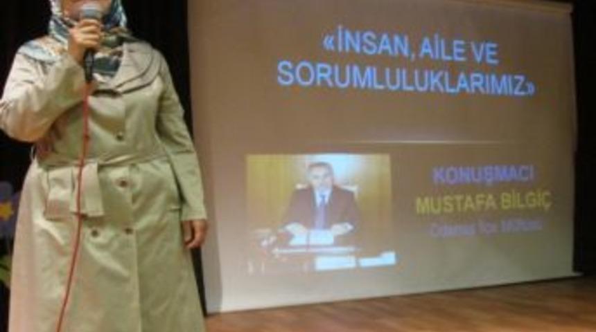 Şerife Yılmaz Kur&rsquo;an Kursu Mezunları Konferansta Buluştu
