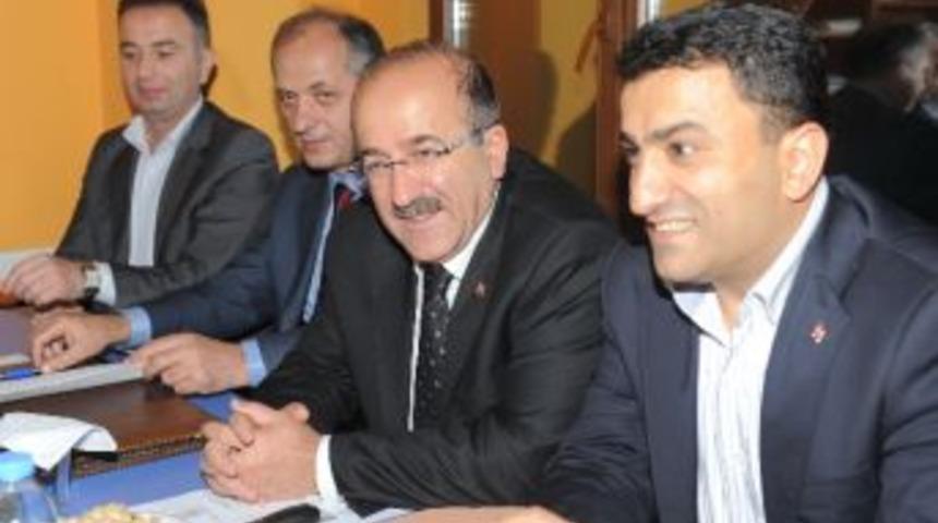 Başkan G&uuml;mr&uuml;k&ccedil;&uuml;oğlu &lsquo;b&uuml;y&uuml;kşehir&rsquo;i Ve Projelerini Pelitli&rsquo;de Anlattı