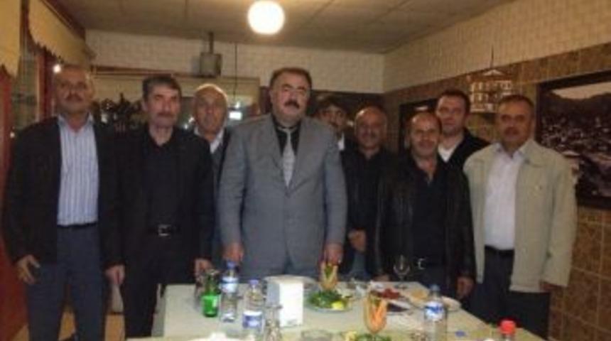 Başkan Aktaş, Meclis &Uuml;yeleriyle Yemekte Buluştu