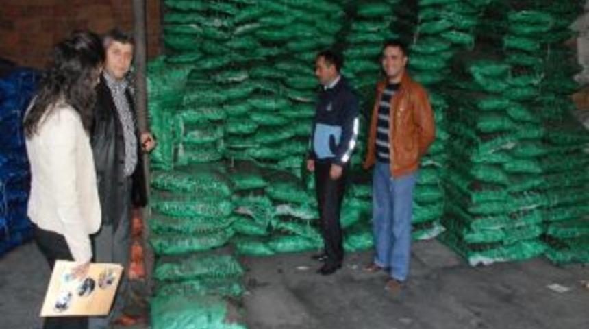 Taşk&ouml;pr&uuml; Belediyesi K&ouml;m&uuml;r Depolarını Denetledi