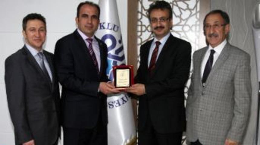 Sel&ccedil;uk Tıp&rsquo;tan Başkan Altay&rsquo;a Ziyaret