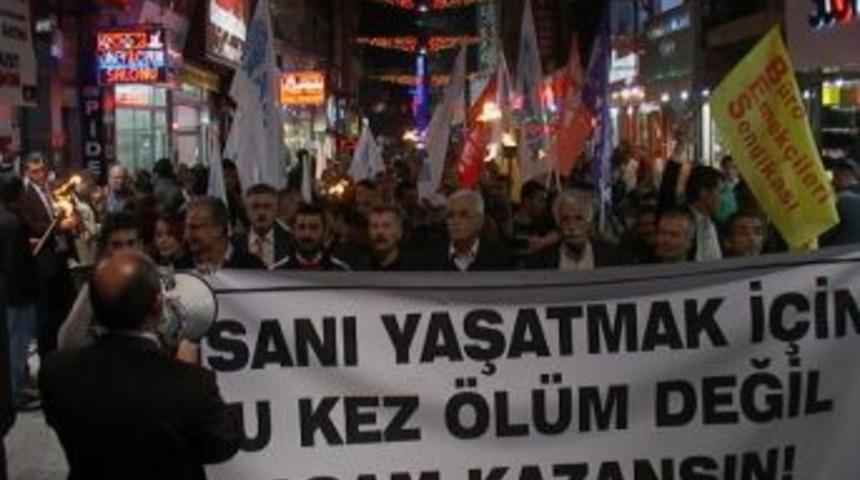 Kesk &Uuml;yeleri A&ccedil;lık Grevlerinin Durdurulmasını İstedi