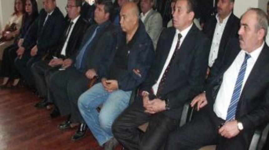 "sendikal Hareket Baskı Altında"