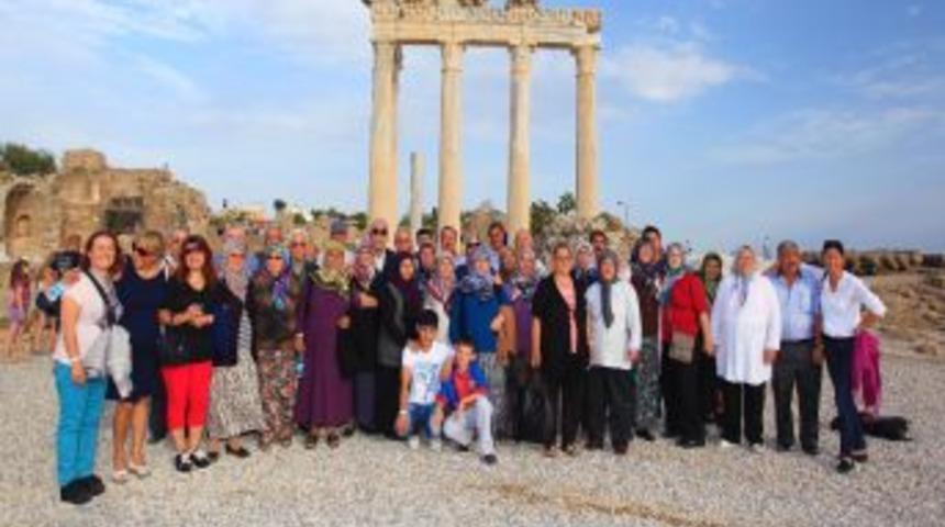 30 Şehit Ailesi, Side'de Ağırlanıyor