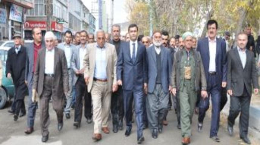 Ak Partili Eski Vekilin Oğlu Bdp&rsquo;ye Katıldı