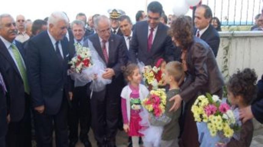 Bakan Yardımcısı Erdem Lapseki'de Okul A&ccedil;tı