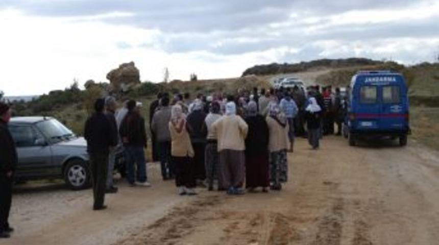 Uşak Kaşbelen K&ouml;yl&uuml;leri Taşocağına Karşı Ikinci Eylemi Yaptı