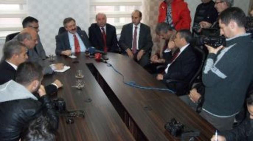 Kırıkkale'de N&ouml;bet&ccedil;i Milletvekili Uygulaması S&uuml;r&uuml;yor