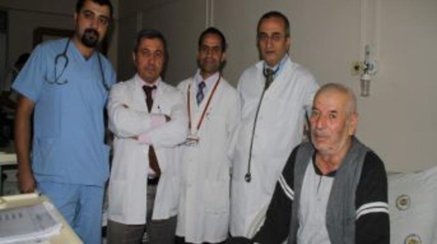 Diyarbakır&rsquo;da İlk Defa Nefes Borusuna Stent Takıldı
