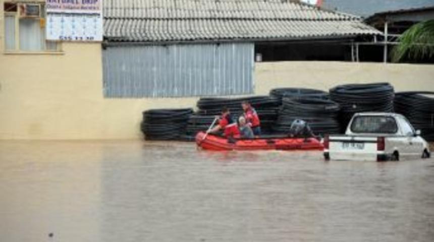 Erdemli&rsquo;deki Sel Felaketi