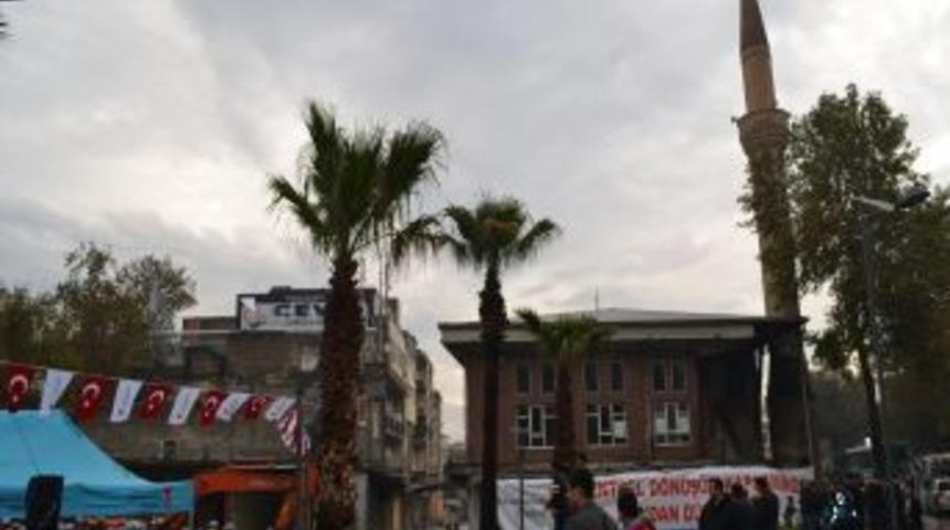 İl Merkezindeki Ev Ve D&uuml;kk&acirc;nlarda 'Kentsel D&ouml;n&uuml;ş&uuml;m' Yıkımı Başladı