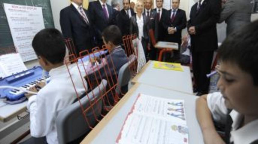 &Ccedil;anakkale&rsquo;de 2 Okulun A&ccedil;ılışı Yapıldı