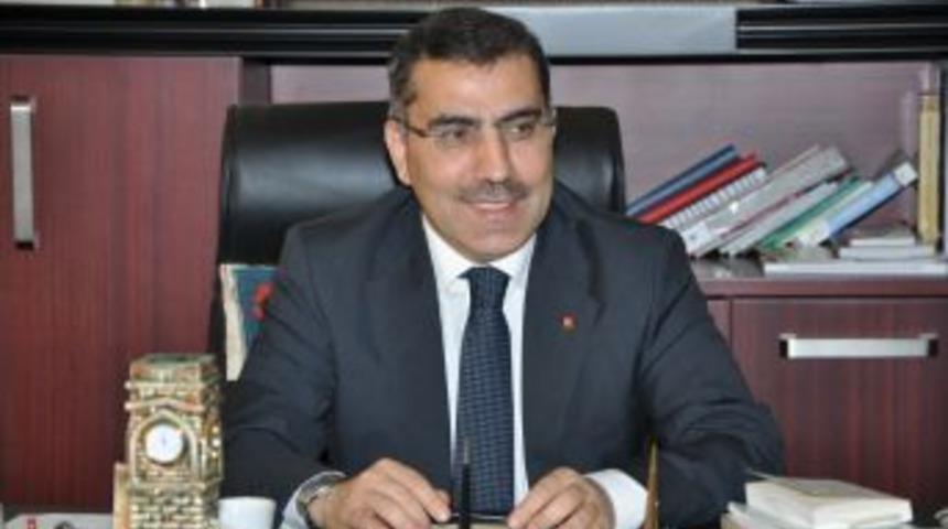 &Ccedil;elikcan'dan anma mesajı