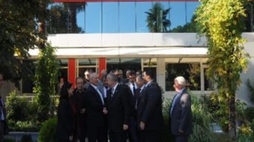 Başkan Erg&uuml;n&rsquo;den Kahramanlar&rsquo;a Nezaket Ziyareti