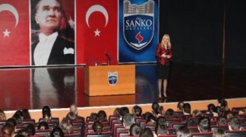 Sanko &Ouml;ğrencilerine &ldquo;kariyer&rdquo; İpu&ccedil;ları