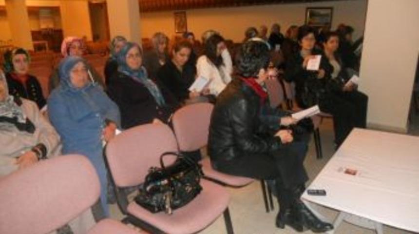 Taşk&ouml;pr&uuml;'de Meme Kanseri Eğitimi Verildi