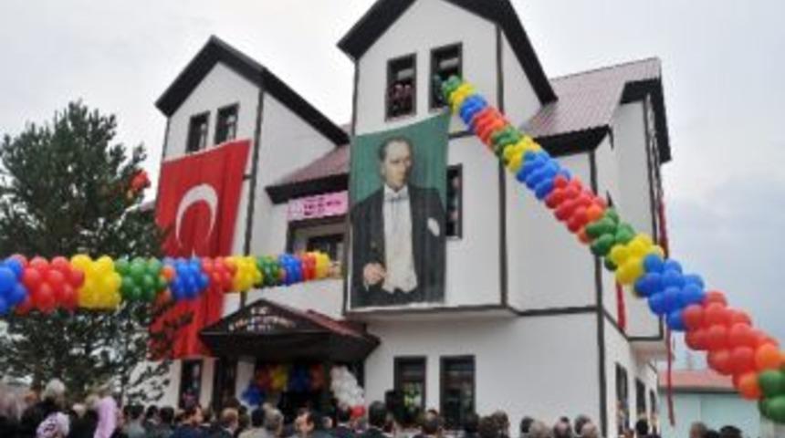Kelkit&rsquo;te &Uuml;lker Ve Kemalettin Başar Anaokulu Hizmete A&ccedil;ıldı