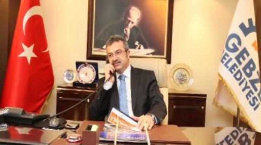 K&ouml;şker Cep Telefonunu Halka A&ccedil;ıkladı