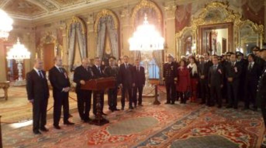 Atat&uuml;rk'&uuml;n Yatağında Bu Yıl Polisler N&ouml;bet Tuttu