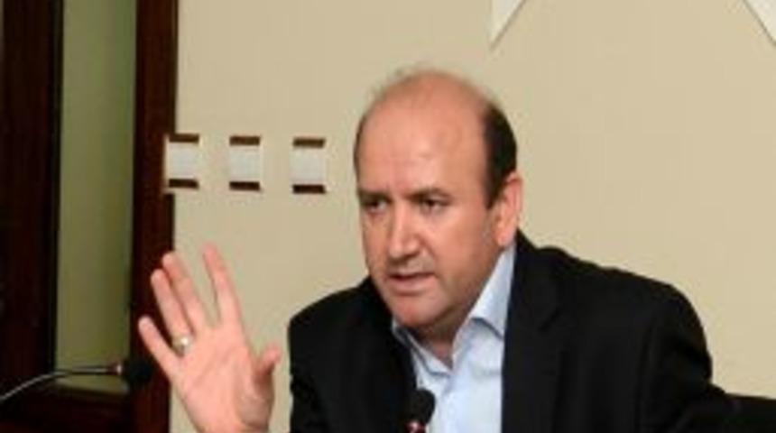 Y&Ouml;K &Uuml;yesi Prof. Dr. Bulut: Medeniyet, Politika Ile Inşa Edilemez