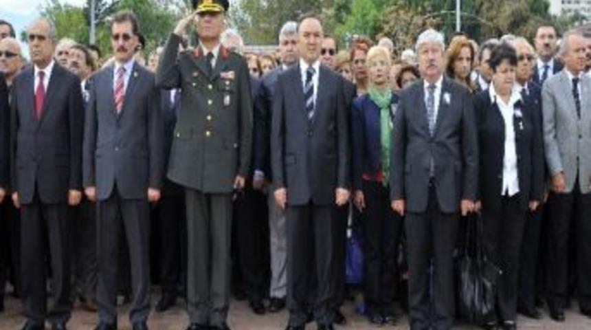 Antalya'da Atat&uuml;rk'&uuml; Anma T&ouml;reni