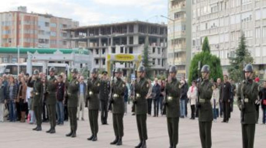 Atat&uuml;rk, Edremit'te Anıldı