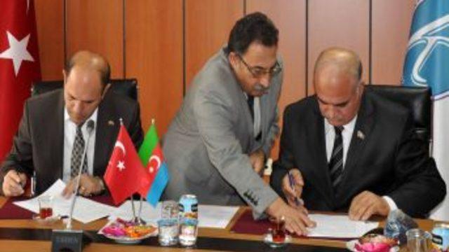 Kafkas Üniversitesi'ne Nahçıvan Muallimler Enstitüsü'nden Ziyaret