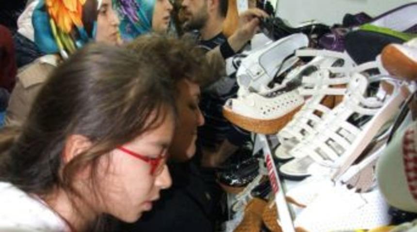 TASD: Çin'den Gelen Ayakkakabılara Kansorejen Denetimi Yapılmalı