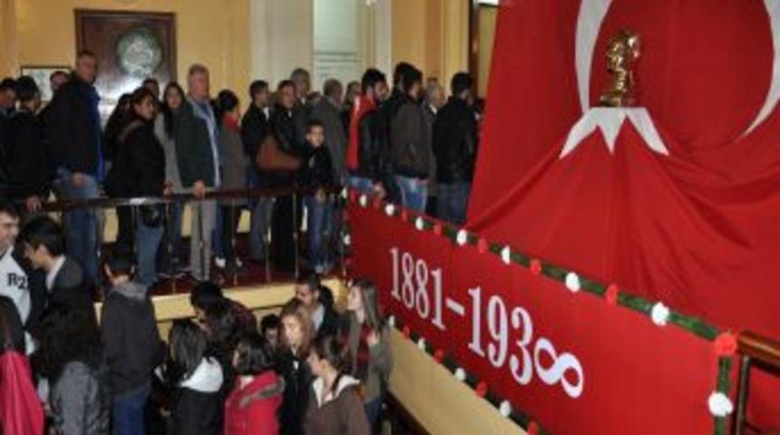 Atatürk, Edirne'de Törenle Anıldı