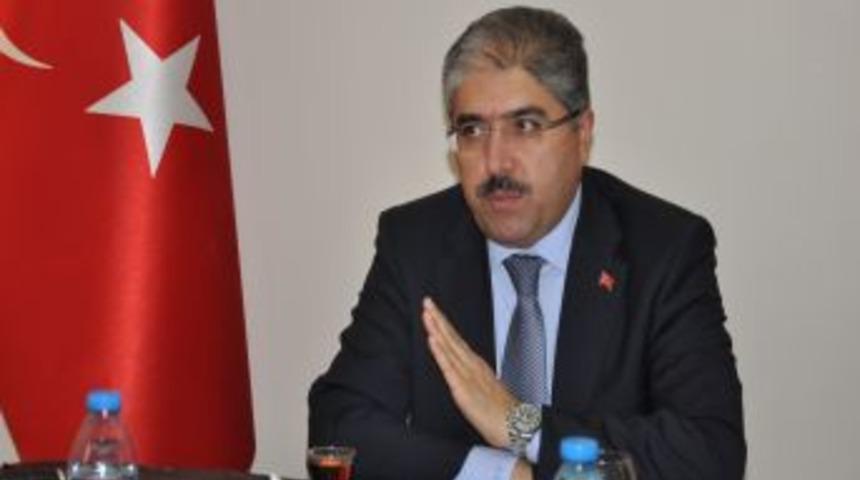 Vali &Ccedil;ınar: Esnaf Kepenk Kapatmadan Rahatsız