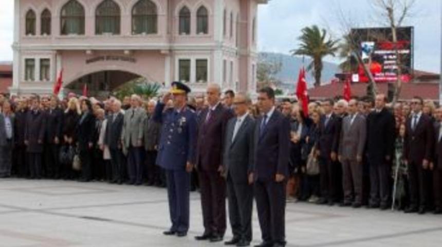 Atat&uuml;rk Bandırma'da T&ouml;renlerle Anıldı