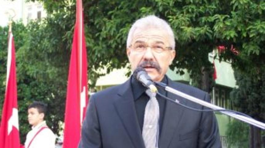 Atat&uuml;rk &Ouml;l&uuml;m&uuml;n&uuml;n 74. Yıl D&ouml;n&uuml;m&uuml;nde Osmaniye&rsquo;de T&ouml;renle Anıldı