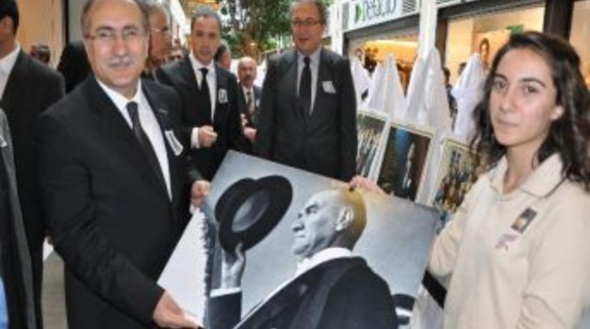 Kardelen Koleji Tarafından Hazırlanan Atat&uuml;rk Konulu Fotoğraf Sergisi A&ccedil;ıldı