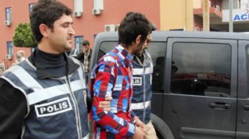 Soygunlarına PKK S&uuml;s&uuml; Veren &Ccedil;ete Yakalandı