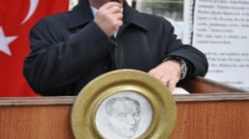 Atat&uuml;rk&rsquo;&uuml;n El Yazısı İle Yazdığı Nutuk Okunmaya Başlandı
