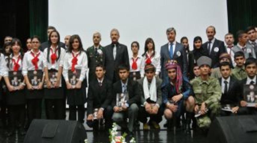 Atat&uuml;rk, &Ouml;l&uuml;m&uuml;n&uuml;n 74. Yıld&ouml;n&uuml;m&uuml;nde Osmaniye&rsquo;de Anıldı