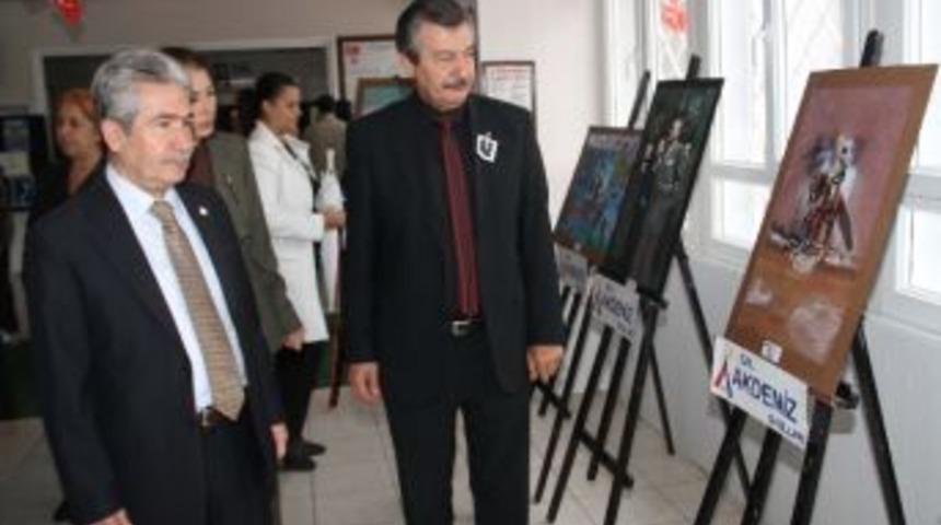 Akdeniz Okulları Da &lsquo;atat&uuml;rk&rsquo;&uuml; Andı