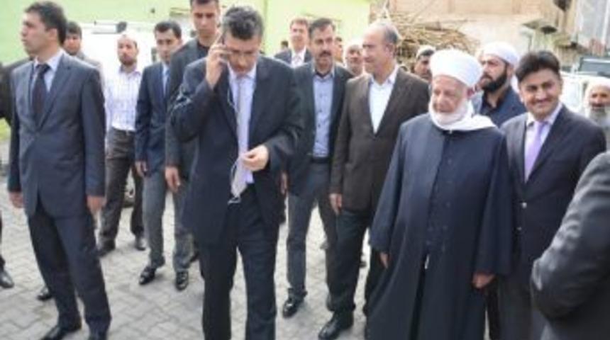 Suriye'nin Haseki M&uuml;ft&uuml;s&uuml; Şeyh İbrahim Nakşibendi Şanlıurfa Valisi İle G&ouml;r&uuml;şt&uuml;