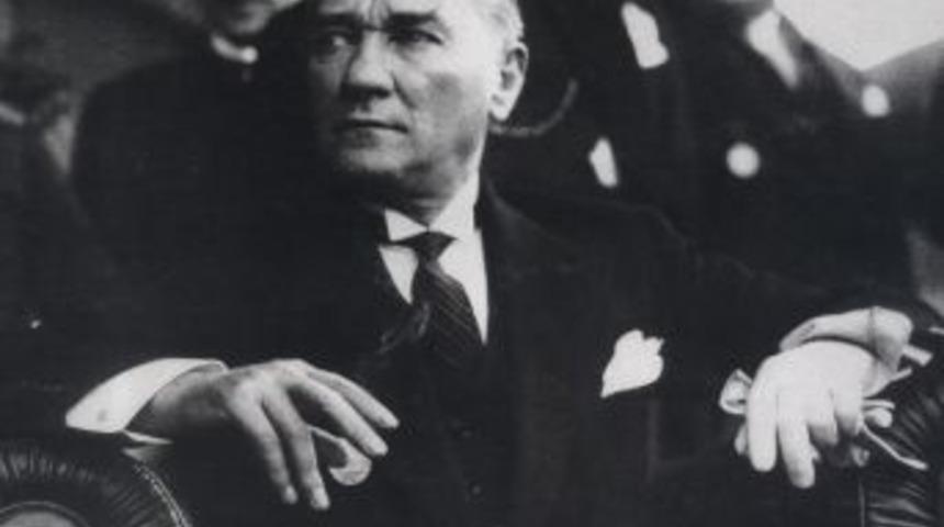 Atat&uuml;rk &Uuml;niversitesi&rsquo;nden 10 Kasım Mesajı