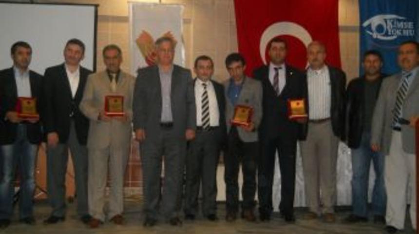 G&ouml;n&uuml;l K&ouml;pr&uuml;s&uuml; Kuranlar Akyazı'da Buluştu