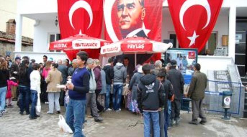Sındırgı Belediyesi Atat&uuml;rk Ve Silah Arkadaşları I&ccedil;in Mevlid Okuttu