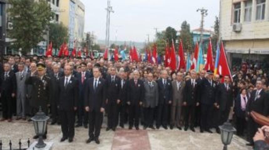 Atat&uuml;rk'&uuml; Anma T&ouml;renleri Ger&ccedil;ekleştirildi