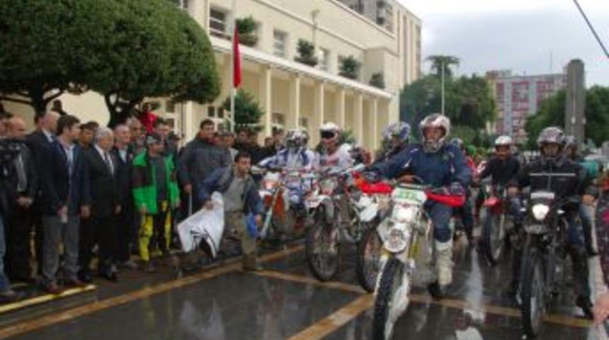 Motorcular ATA'yı andı