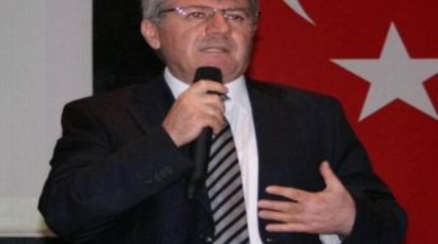 "m&uuml;d&uuml;rler Okulları Antren&ouml;r Gibi Y&ouml;netmeliler"