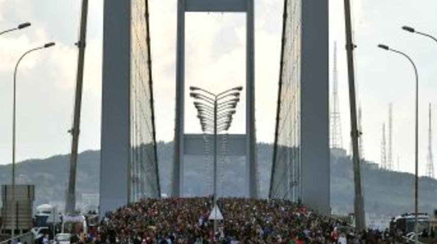 Maratoncular, Ayvansaray'ı Ge&ccedil;ti