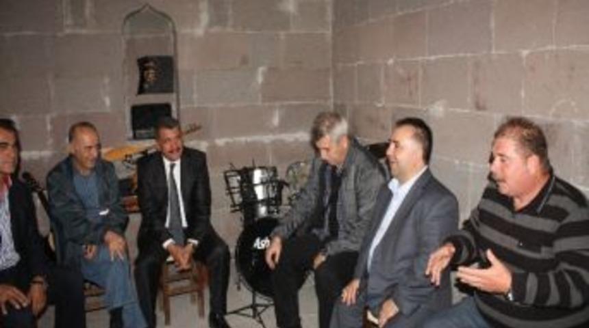 Hababam Sınıfı Oyuncuları Tarihi Yerleri Gezdi
