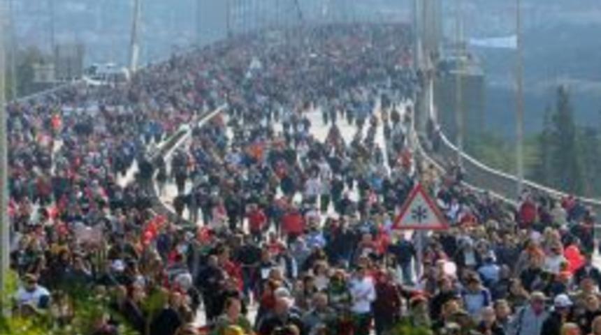 Tarihi Maratonun Startını Kadir Topbaş Verdi