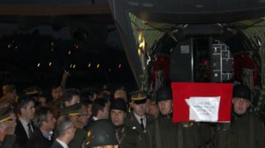 Astsubay Kıdemli &Ccedil;avuş Erkan Yal&ccedil;ın'ın Naaşı, Memleketi Bartın'a Getirildi