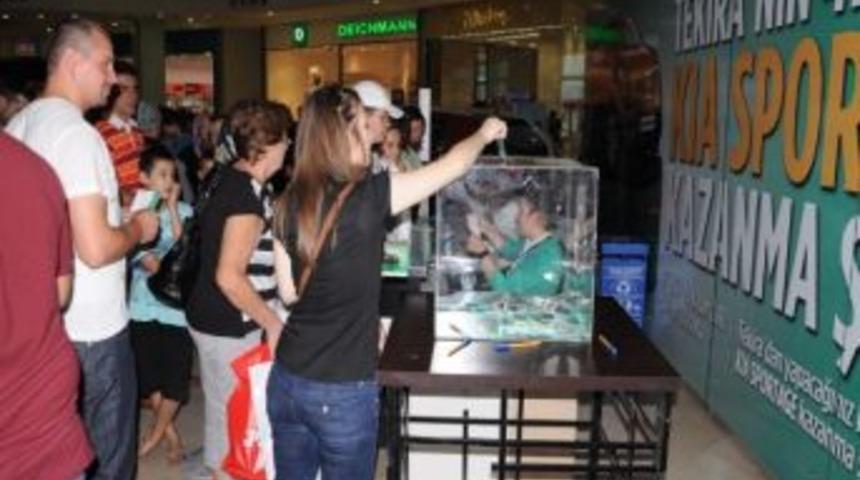 Tekira Avm 4. Yılında Araba Kazandırıyor