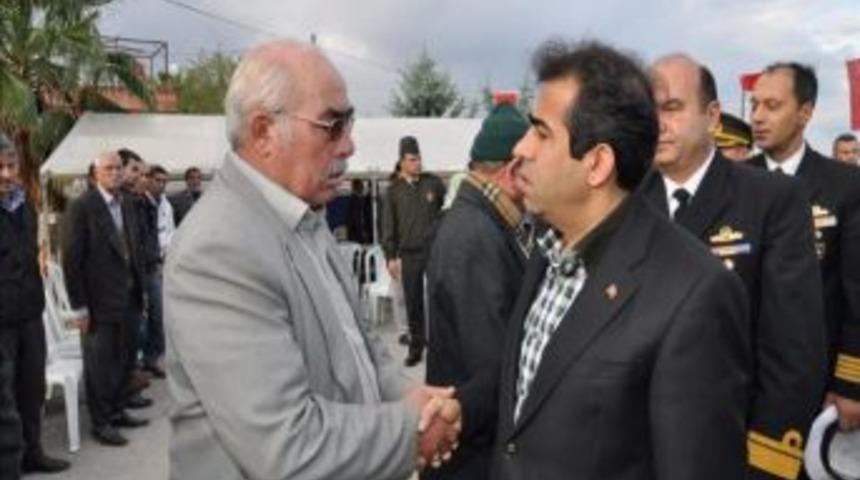 Vali G&uuml;zeloğlu&rsquo;ndan Şehit Evine Taziye Ziyareti